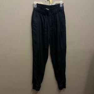 SO Black Joggers linen feel